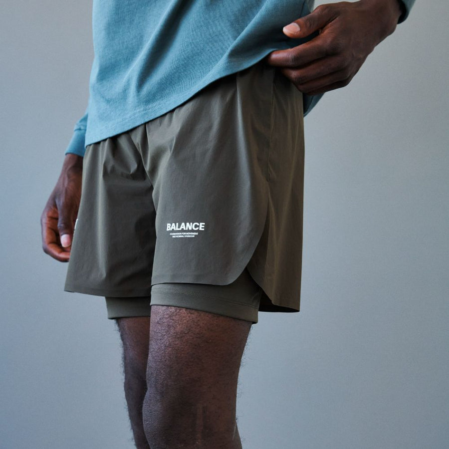 Pas Normal Studios Balance Shorts til mænd - Dusty Brown